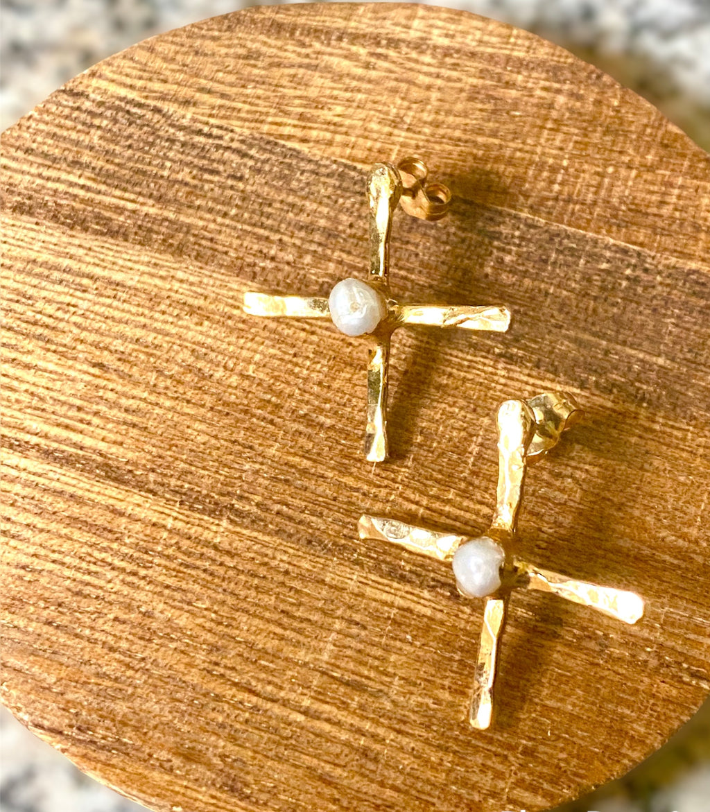 Pearl X stud earrings - RobynRhodes