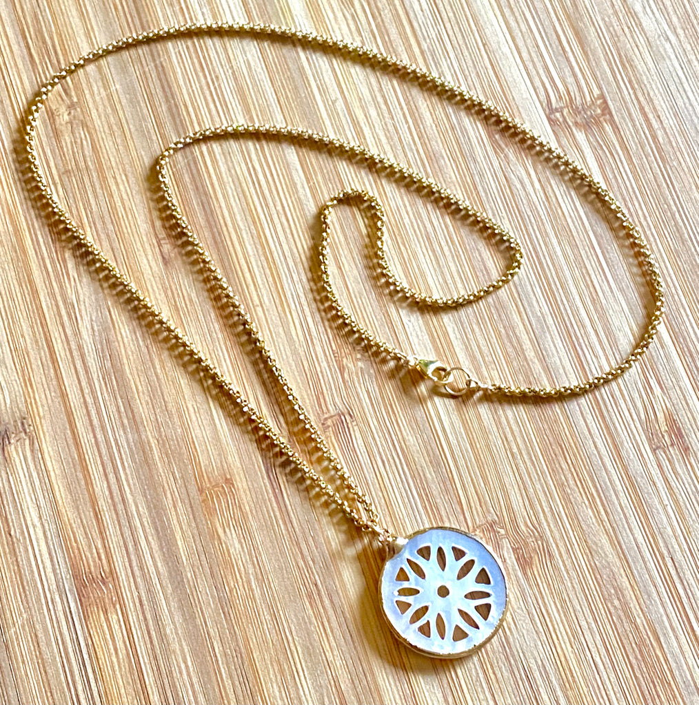Mother of Pearl floral disc necklace - RobynRhodes